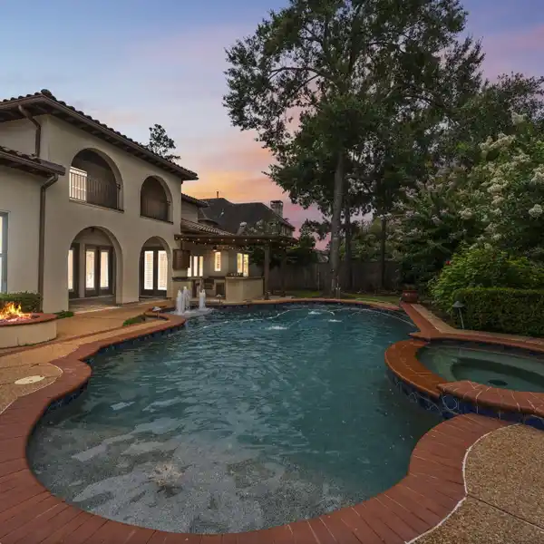 REFINED MEDITERRANEAN ESTATE