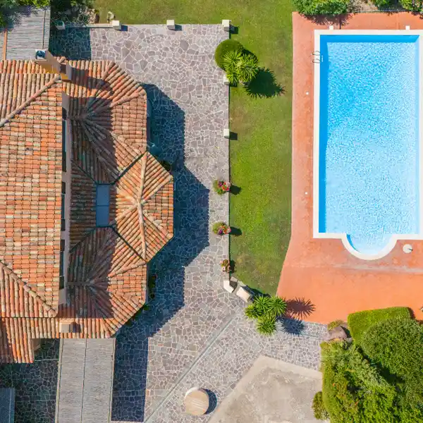 GORGEOUS FIVE BEDROOM VILLA WITH POOL