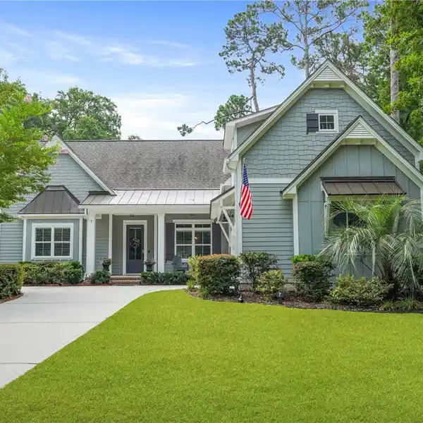 ELEGANT 4-BEDROOM HOME WITH PREMIUM FEATURES