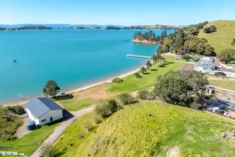 Gateway to Paradise