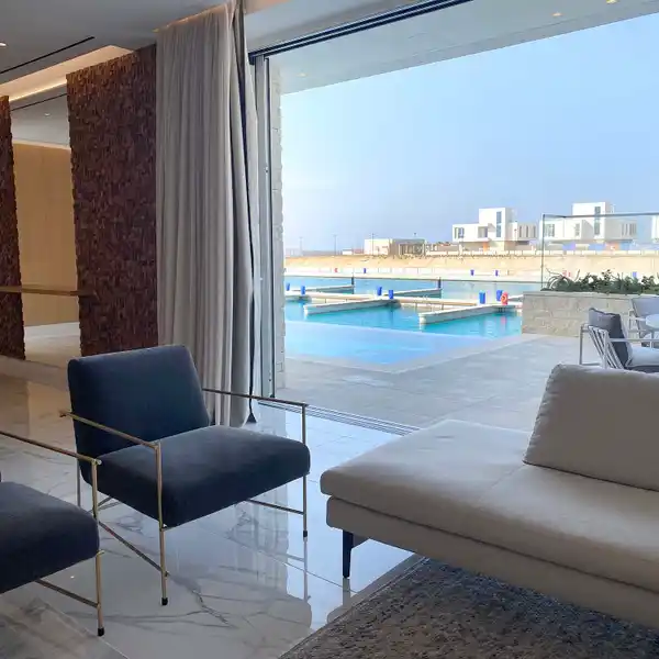 LUXURIOUS BEACH VILLA