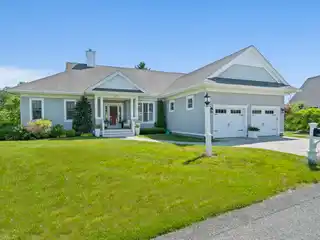 Peaceful Standalone Condo in Cook Estates
