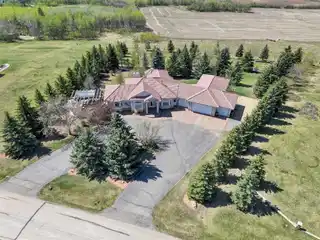 Stunning Hilltop Estate