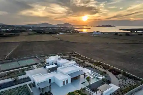 Sea View Villa with Tennis Court