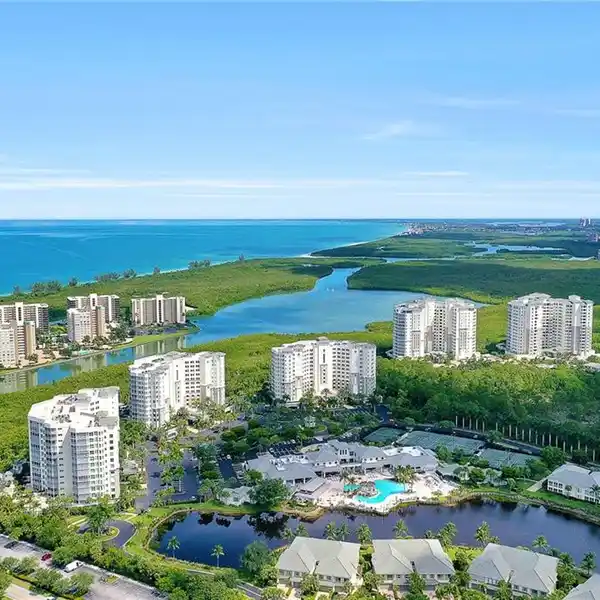 BEAUTIFULLY APPOINTED GRANDE EXCELSIOR CONDO