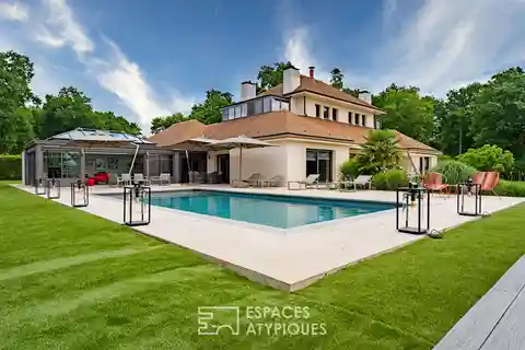 Architect-Designed House in Green Setting