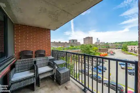 Gourmet Kitchen with Granite Counters & Breakfast Bar