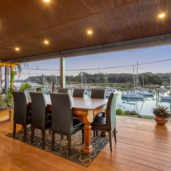 THE ULTIMATE IN COASTAL LUXURY
