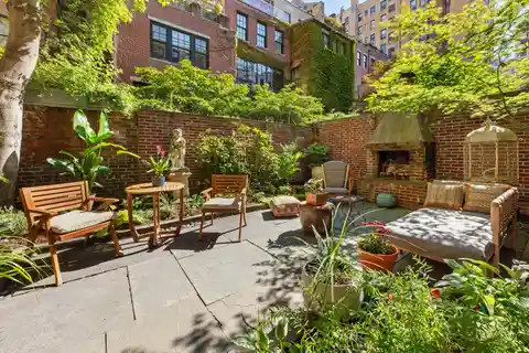 Carnegie Hill Garden Paradise