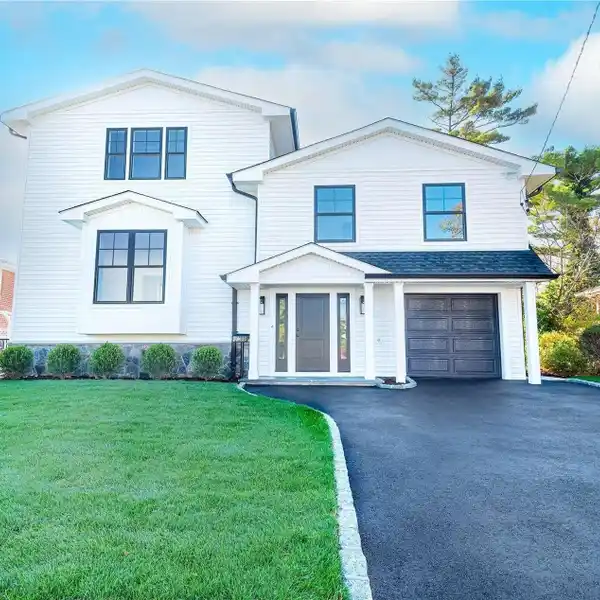 STUNNING NEW CONSTRUCTION HOME IN A DESIRABLE NEIGHBORHOOD