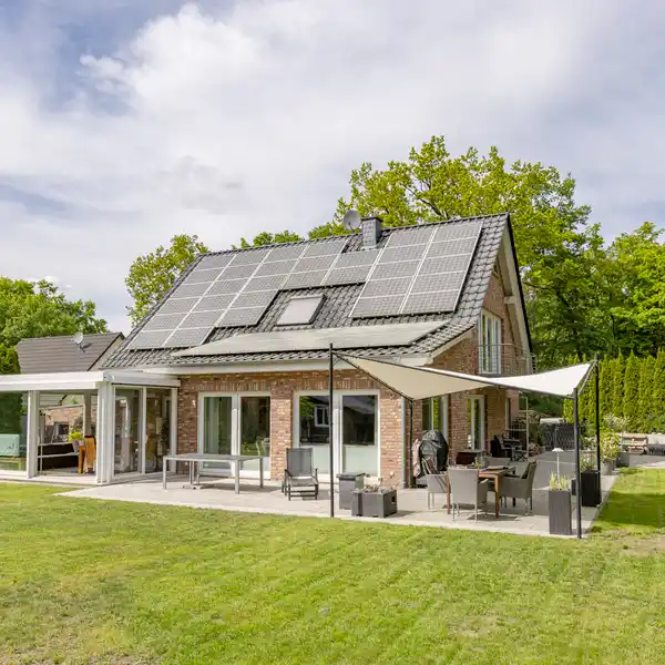 TIMELESS ELEGANCE MEETS MODERN DESIGN