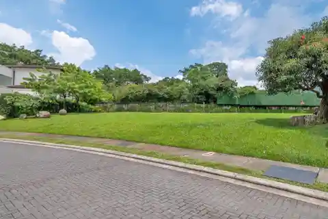 Garden Lot in La Hacienda 