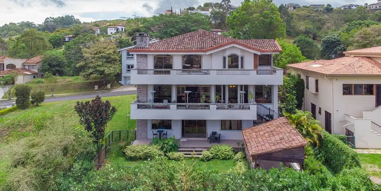 Experience Nature and Luxury at Unique View Home in El Gregal
