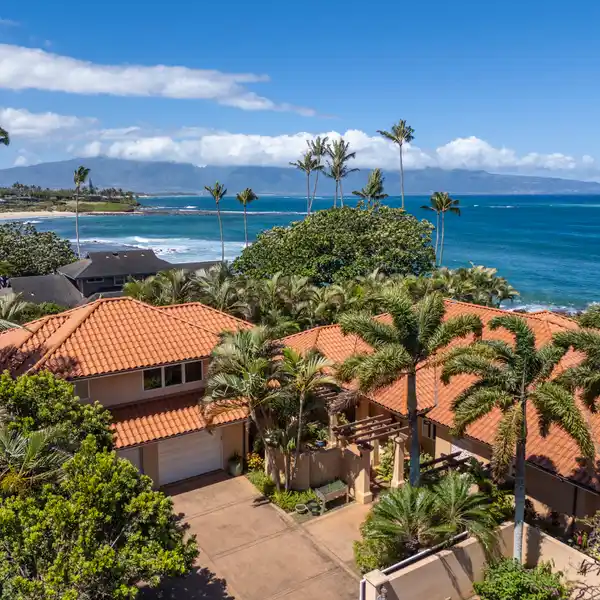 NORTH SHORE MAUI OCEANFRONT ESTATE