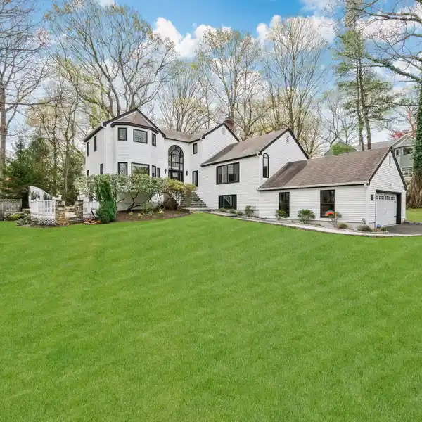 IMPECCABLY MAINTAINED CONTEMPORARY-COLONIAL