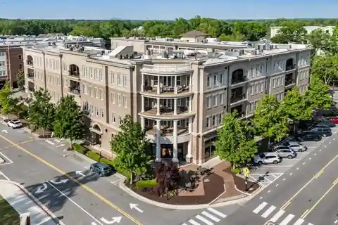 Luxury Downtown Condo