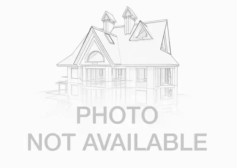 Modern Luxury Living in a Tranquil Setting
