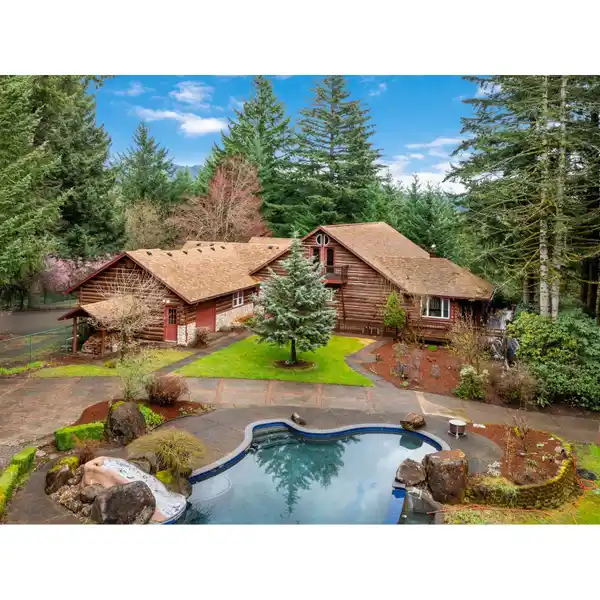 VERSATILE 12.66-ACRE COMPOUND