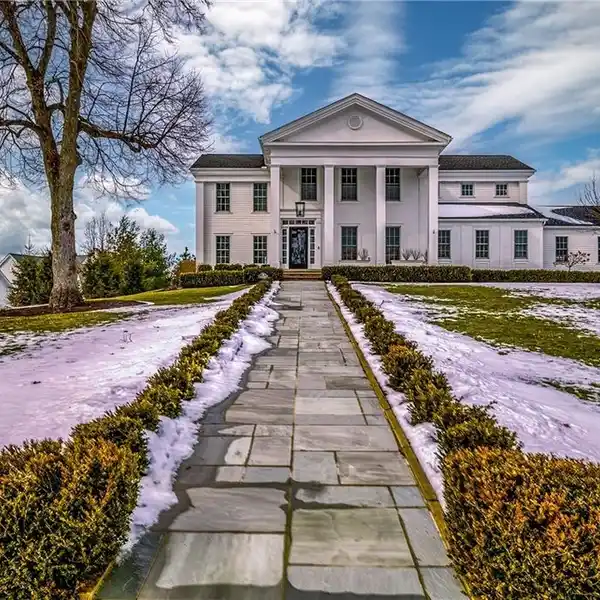 THE SEARS-ADAMS HOUSE