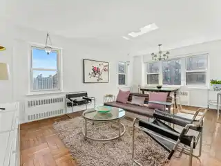 Sunny and Quiet Corner Home