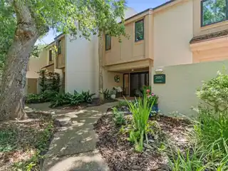 Luxuriously Renovated Villa Steps from the Beach
