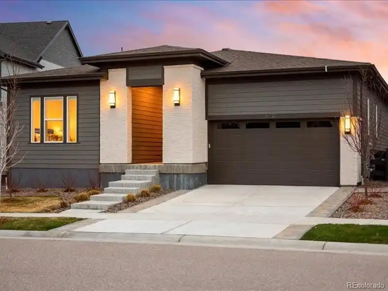 Ranch Living at Its Finest in Canyons