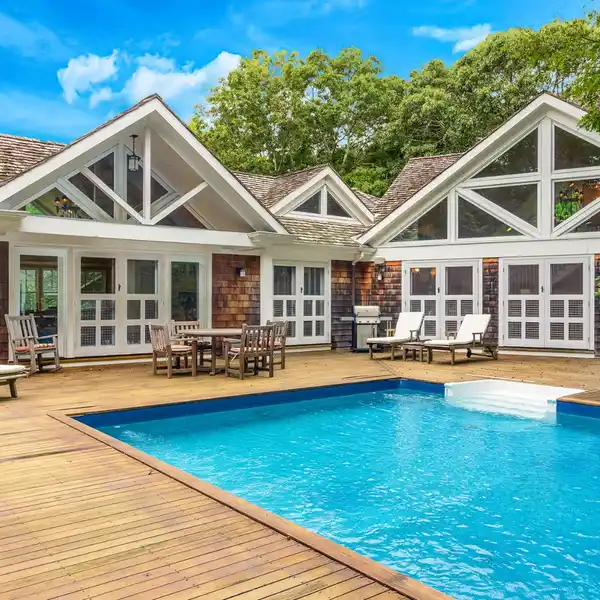 BEAUTIFUL RENTAL WITH GREAT STYLE