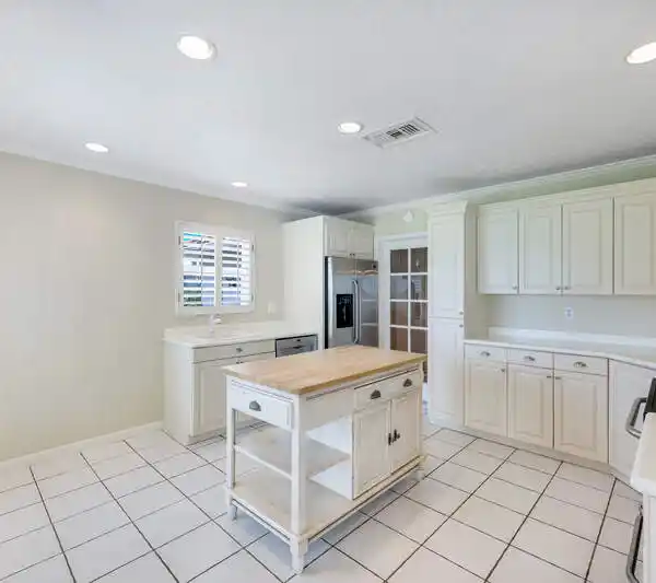 EXCEPTIONAL OPPORTUNITY ON THE MARCO RIVER