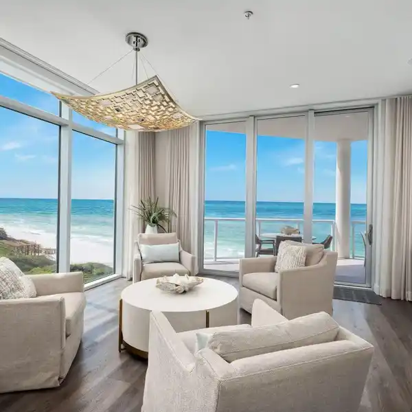 REFINED GULF-FRONT LIVING AT THIRTY-ONE