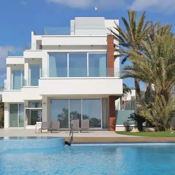 EXQUISITE VILLA ON THE CAVO GRECO WATERFRONT