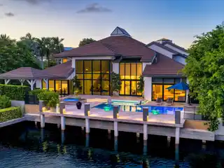 Dramatic Yachting Estate