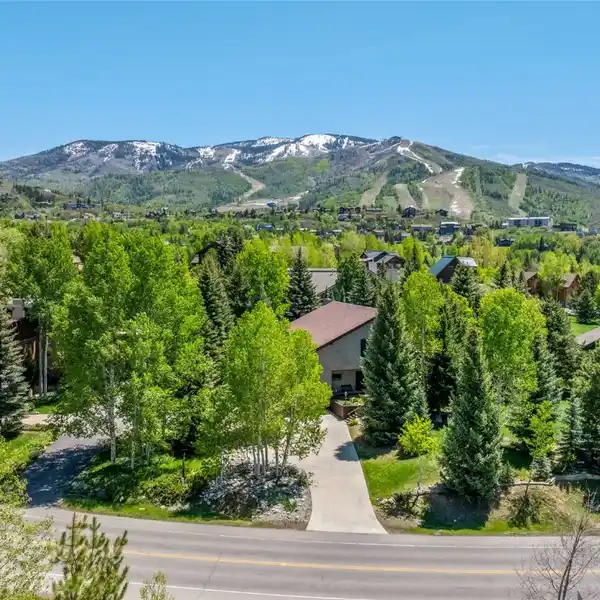 SPACIOUS GEM IN AN AMAZING LOCATION
