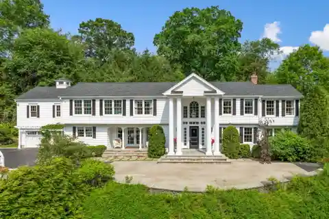 Outstanding Property in a Desirable Neighborhood