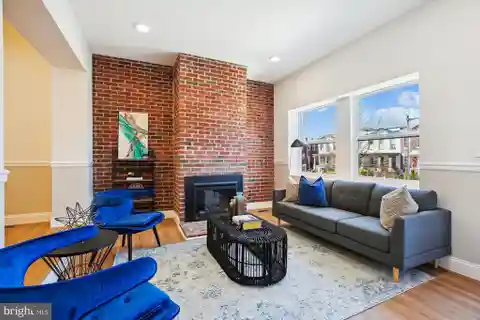 Modern Renovation with 4 Full Bathrooms