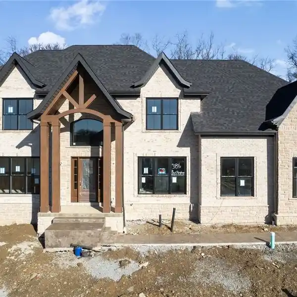 IMPECCABLE CUSTOM LUXURY HOME