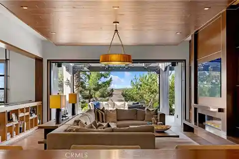 Breathtaking Custom Home with Panoramic Views