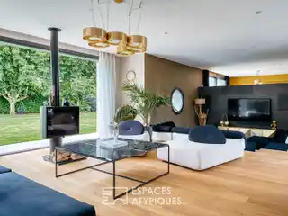 Sumptuous Architect-Designed Villa