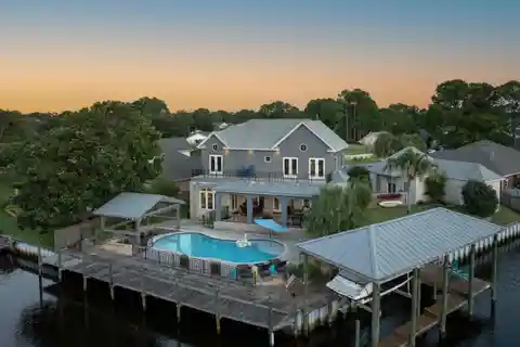 Unparalleled Waterfront Luxury