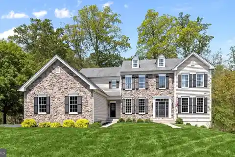 Sprawling Cedarday Estate