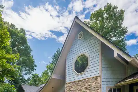 Private Mountain Oasis with Spacious Open Living