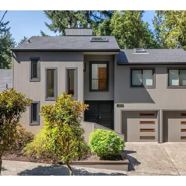 STUNNING TRANSFORMATION IN ARLINGTON HEIGHTS