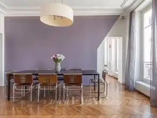 Meticulously Renovated Full-Floor Apartment