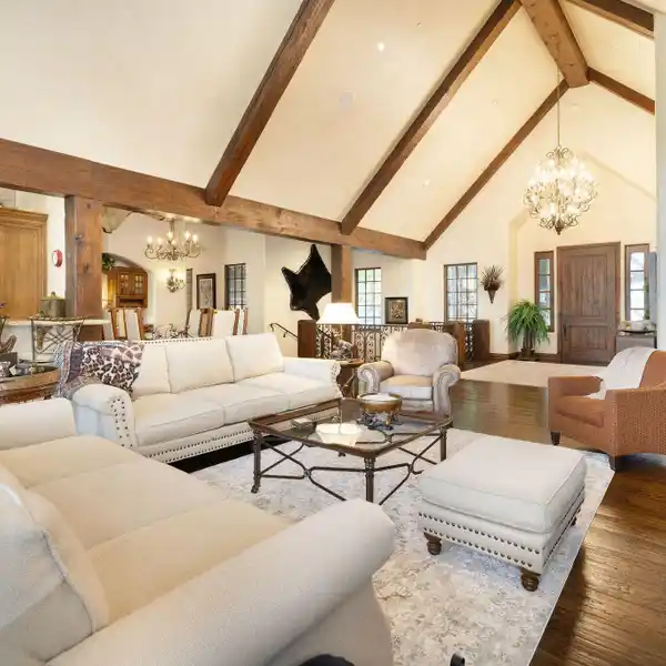 PURE ELEGANCE WITHIN THE RANCH GATE