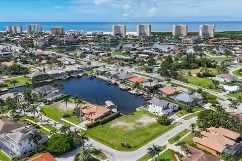 Unique Waterfront Lot