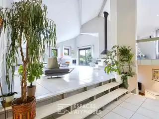 Superb Architect-Designed Villa