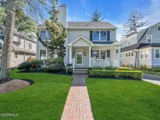 Classic and Charming Colonial in Fair Haven