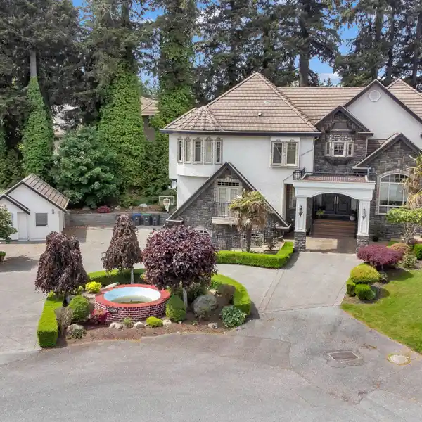 EXCEPTIONAL ESTATE WITH MULTI-GENERATIONAL LIVING AND LUXE FEATURES