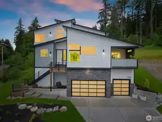 New Corner Home at River Rock Auburn