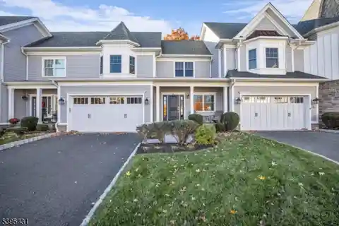 Unparalleled Views of Manhattan, Ny Harbor, and Liberty State Park