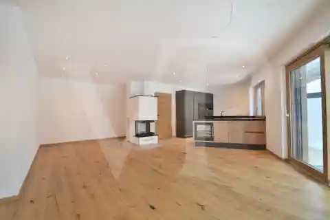 Spacious Garden Maisonette in an Idyllic Location